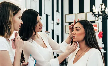 directeur artistique maquillage