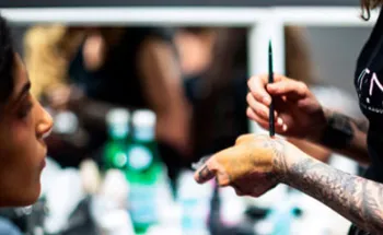 Que faire après une école de maquillage ?