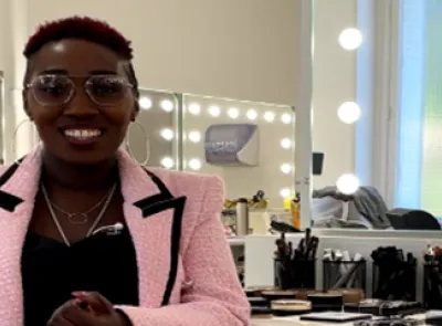 Daw Mbaye, maquillage peaux noires